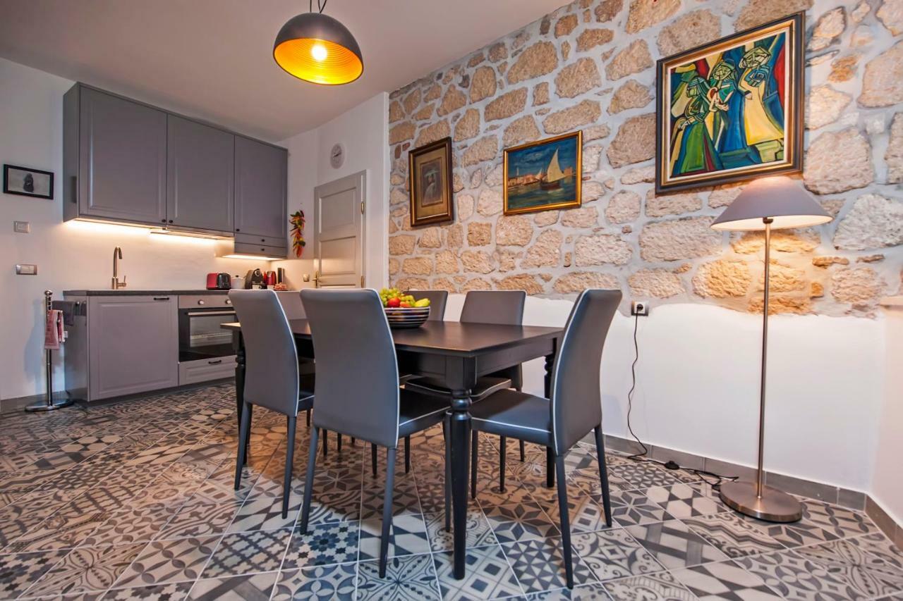Villa Seaview House Rosali Rovigno Esterno foto